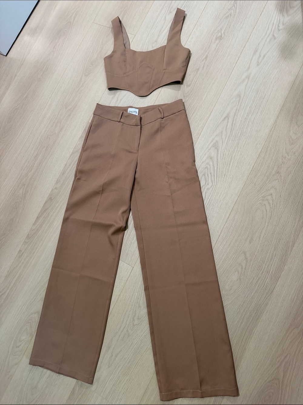 SNDYS Tan Wide-Leg Tailored Trousers